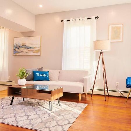 Cozy Apartment 1St 10Min Walk Downtown And City View Providence Eksteriør bilde