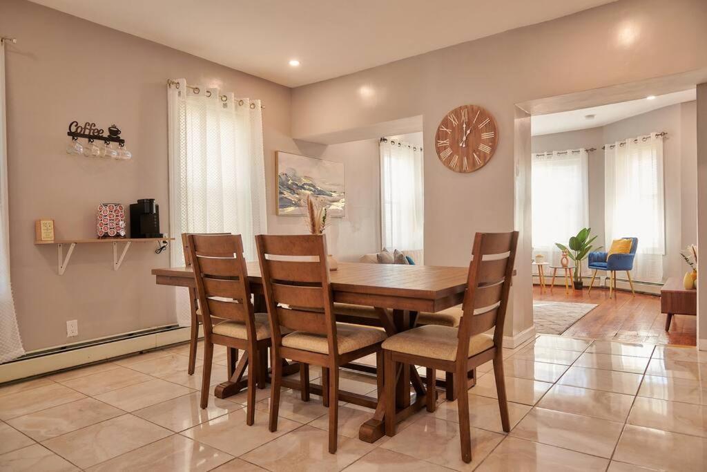 Cozy Apartment 1St 10Min Walk Downtown And City View Providence Eksteriør bilde