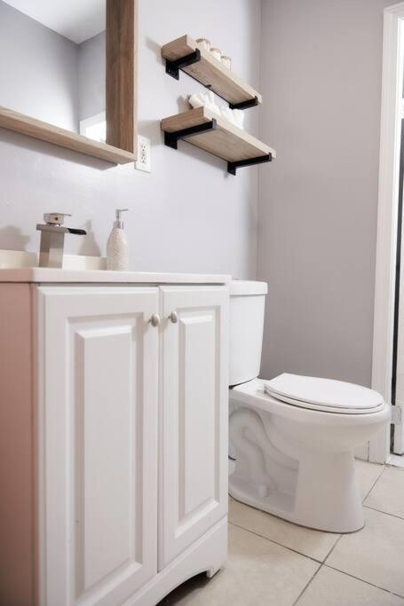 Cozy Apartment 1St 10Min Walk Downtown And City View Providence Eksteriør bilde